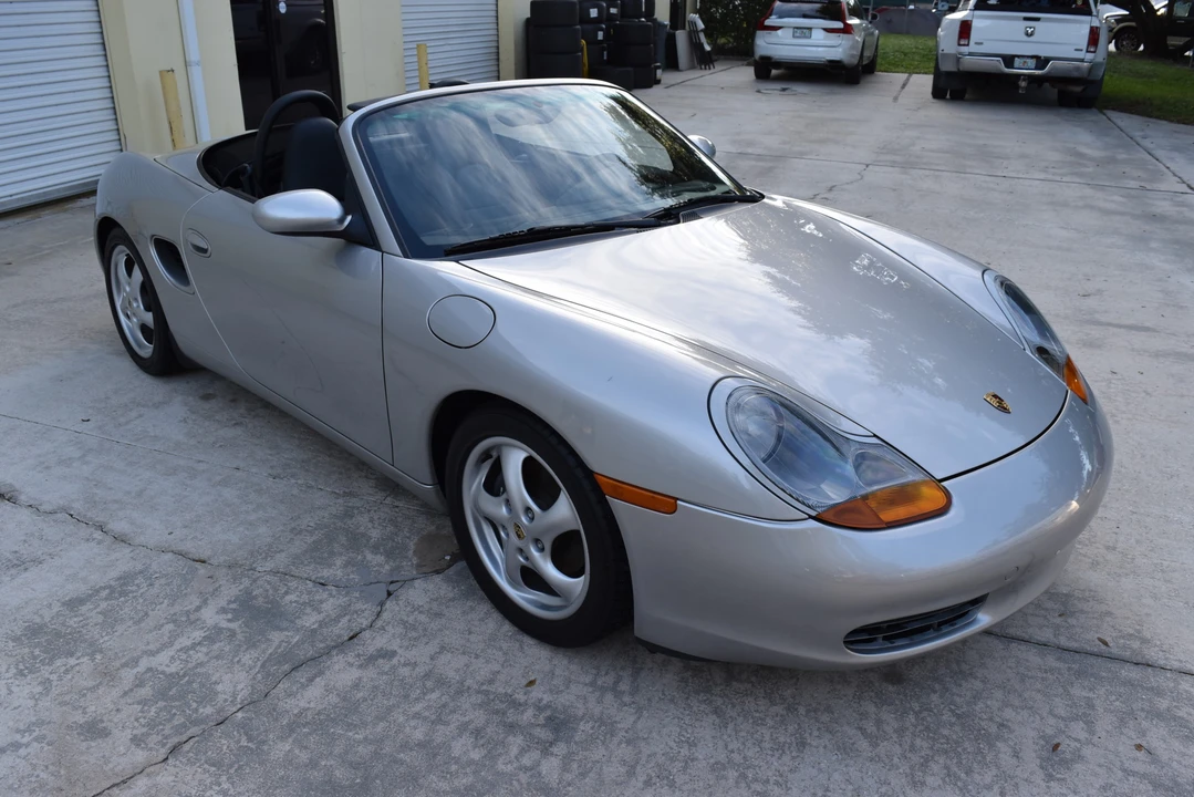 1999 Porsche 986 Boxster - Image 14 of 31