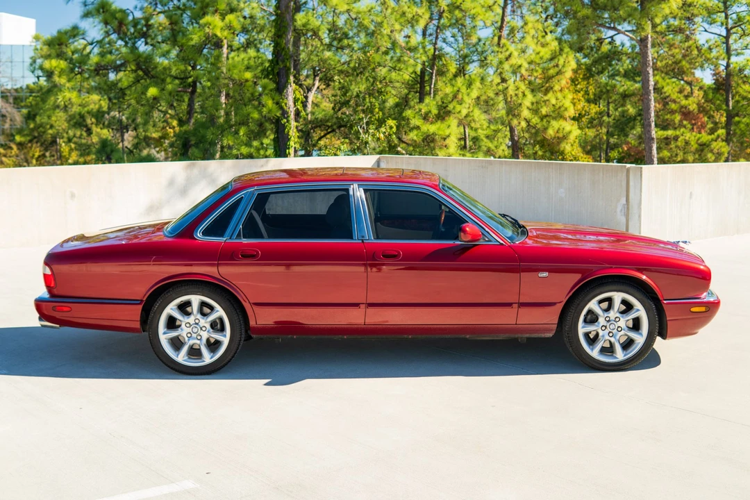 2000 Jaguar X308 XJR - Image 12 of 31