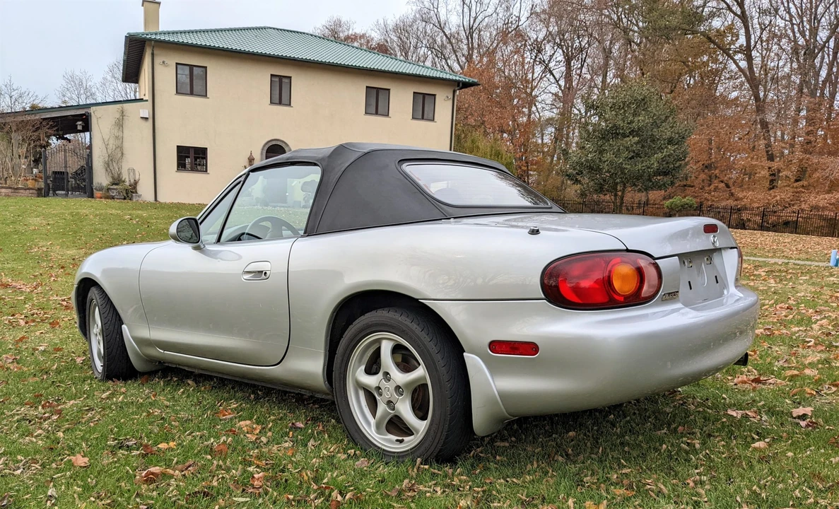2000 Mazda NB MX-5 Miata - Image 11 of 31