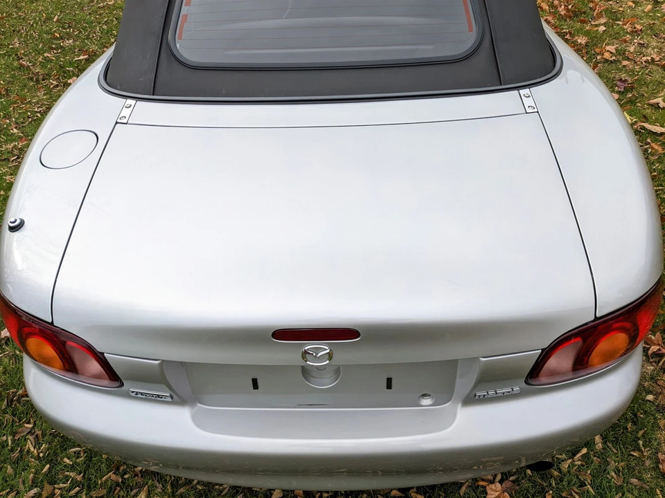 2000 Mazda NB MX-5 Miata - Image 23 of 31