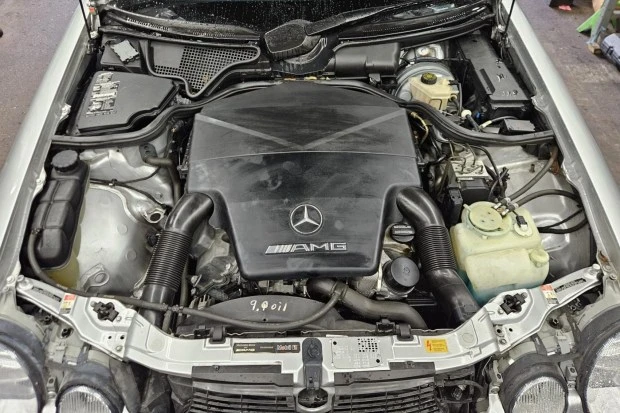 2000 Mercedes-Benz W210 E 36 & E 50 & E 55 & E 60 AMG - Image 6 of 7