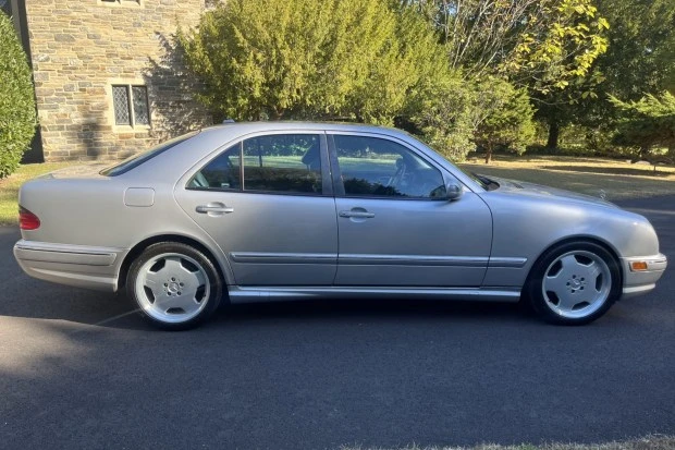 2000 Mercedes-Benz W210 E 36 & E 50 & E 55 & E 60 AMG - Image 3 of 7