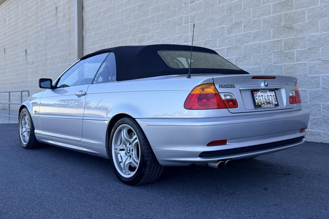 2001 BMW E46 330i & 330Ci - Image 2 of 8