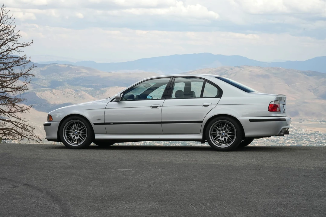 2001 BMW E39 M5 - Image 19 of 31