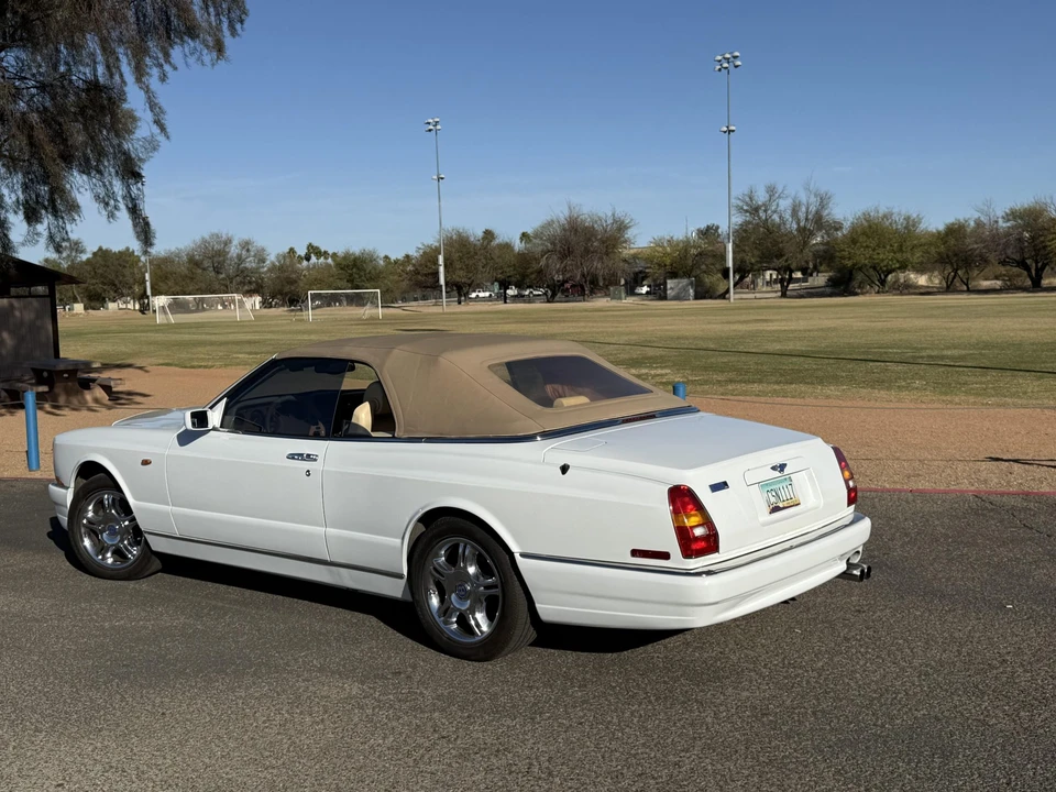 2001 Bentley Azure 1st Gen - Image 8 of 31