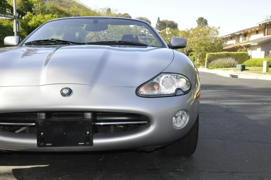 2001 Jaguar X100 XK8 - Image 18 of 31
