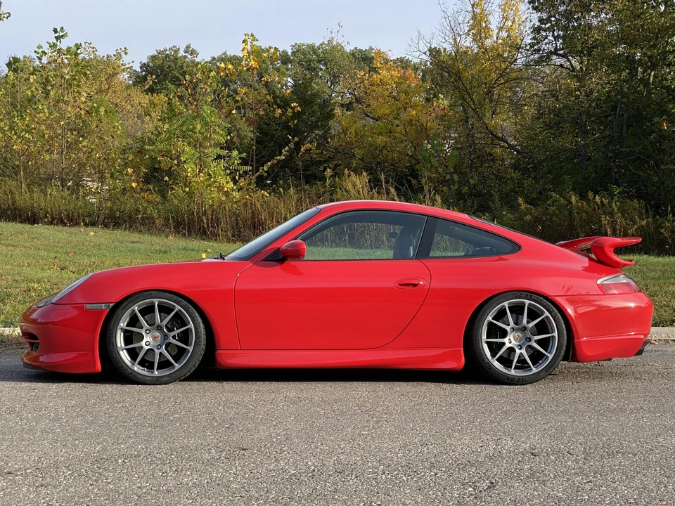 2001 Porsche 996 Carrera - Image 2 of 31