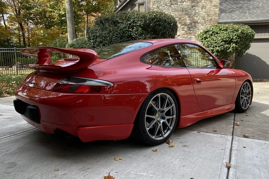 2001 Porsche 996 Carrera - Image 10 of 31
