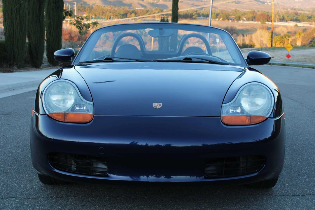 2001 Porsche 986 Boxster - Image 28 of 31