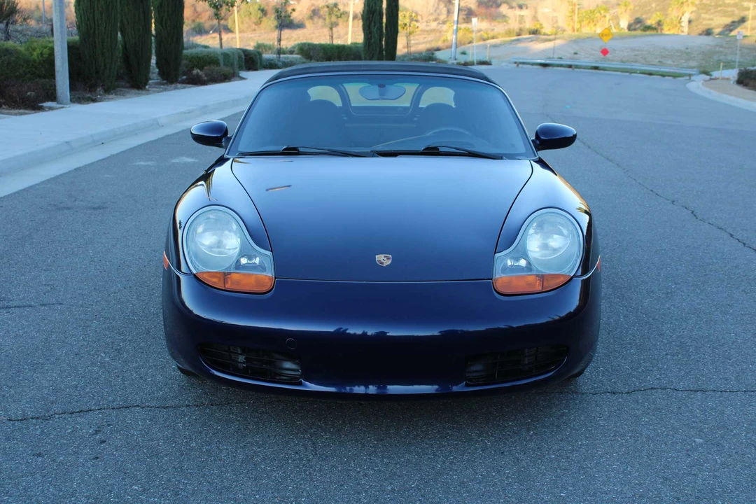 2001 Porsche 986 Boxster - Image 24 of 31