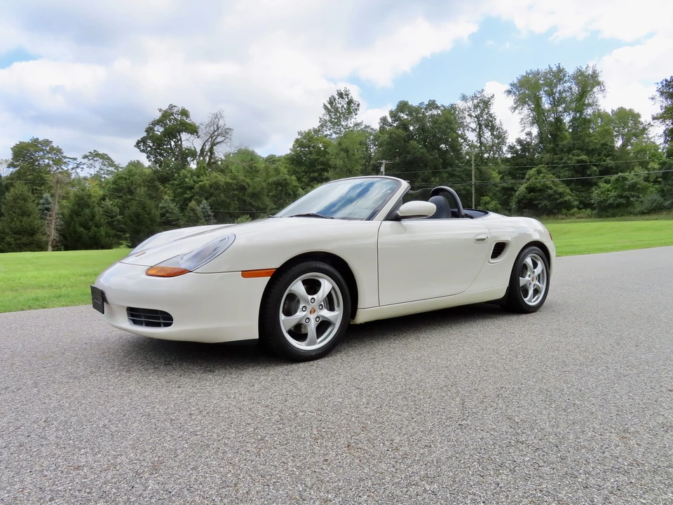 2001 Porsche 986 Boxster - Image 19 of 31