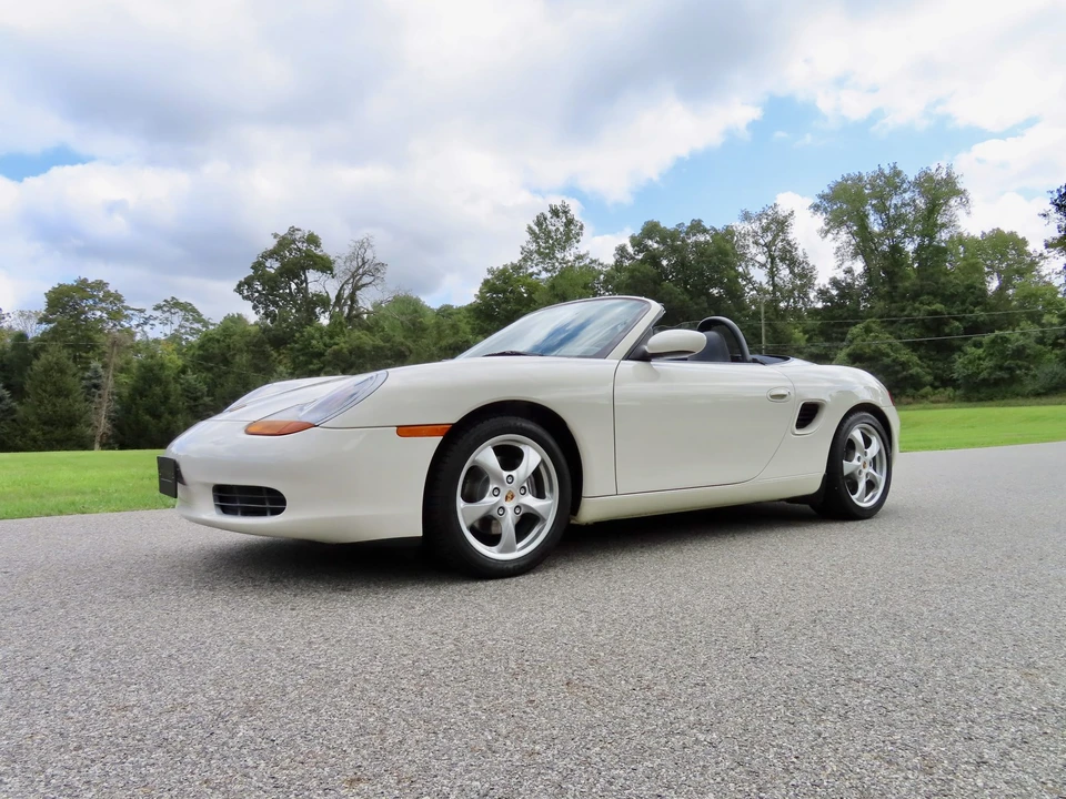 2001 Porsche 986 Boxster - Image 18 of 31