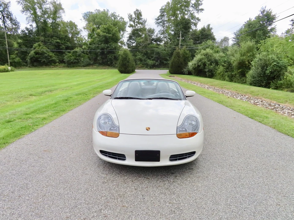 2001 Porsche 986 Boxster - Image 21 of 31