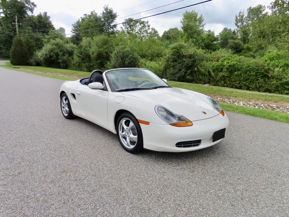 2001 Porsche 986 Boxster - Image 26 of 31