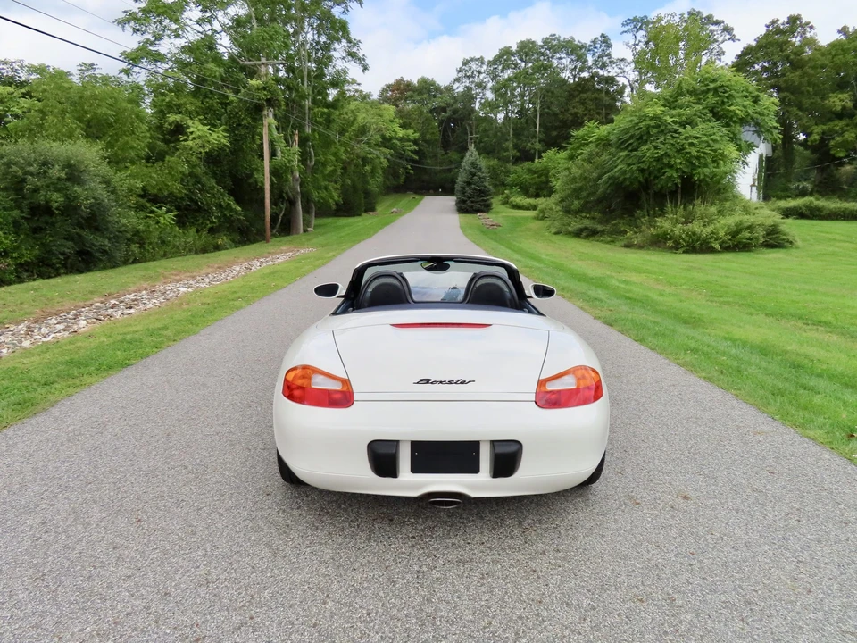 2001 Porsche 986 Boxster - Image 7 of 31