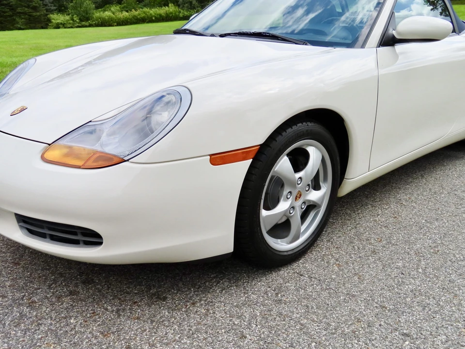 2001 Porsche 986 Boxster - Image 30 of 31
