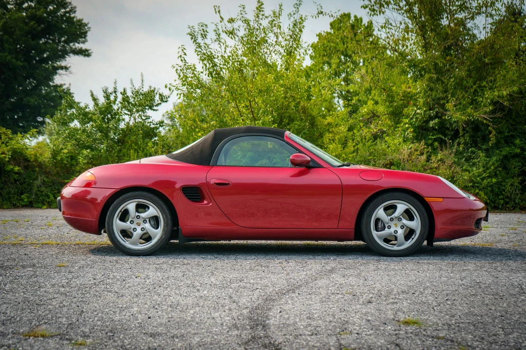 2001 Porsche 986 Boxster - Image 13 of 31