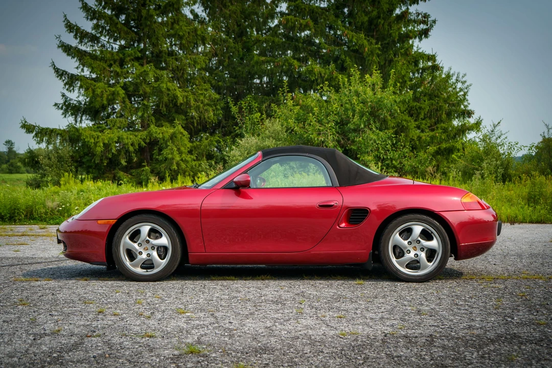 2001 Porsche 986 Boxster - Image 4 of 31