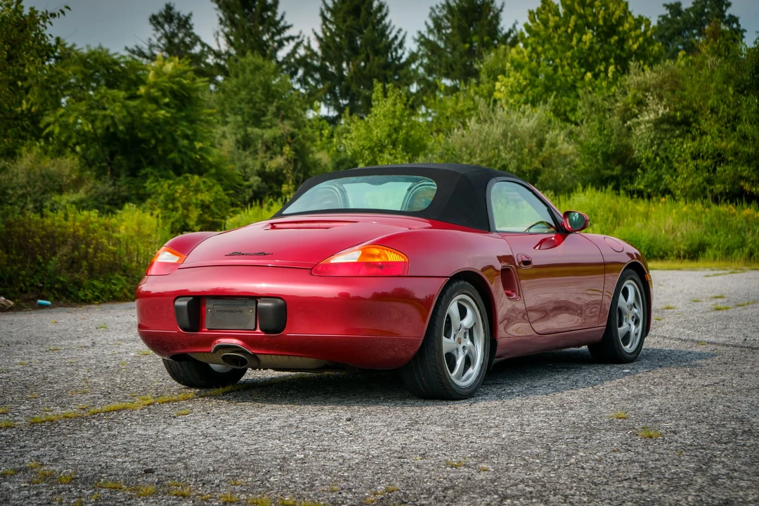 2001 Porsche 986 Boxster - Image 11 of 31