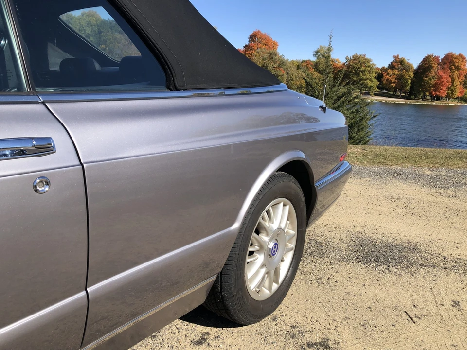 2002 Bentley Azure 1st Gen - Image 17 of 31