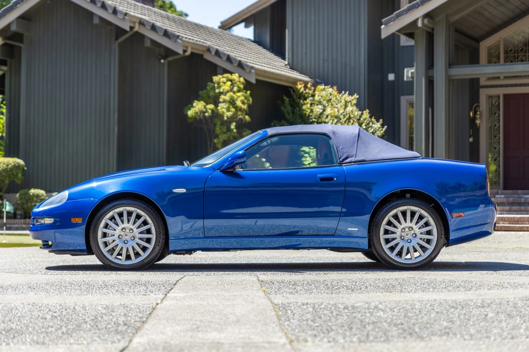 2002 Maserati Spyder - Image 10 of 31