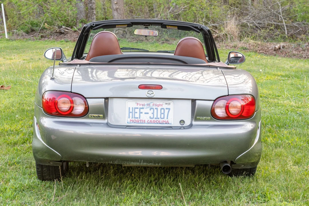 2002 Mazda NB MX-5 Miata - Image 18 of 31