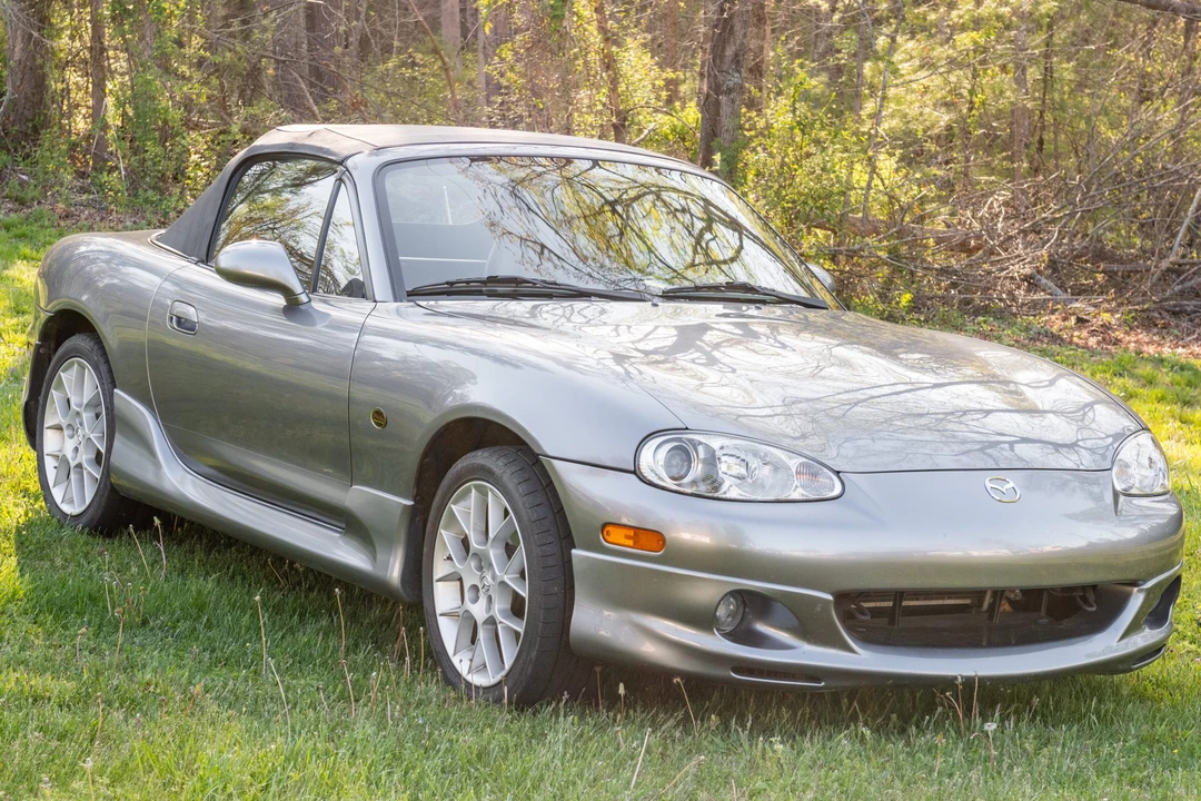 2002 Mazda NB MX-5 Miata - Image 2 of 31