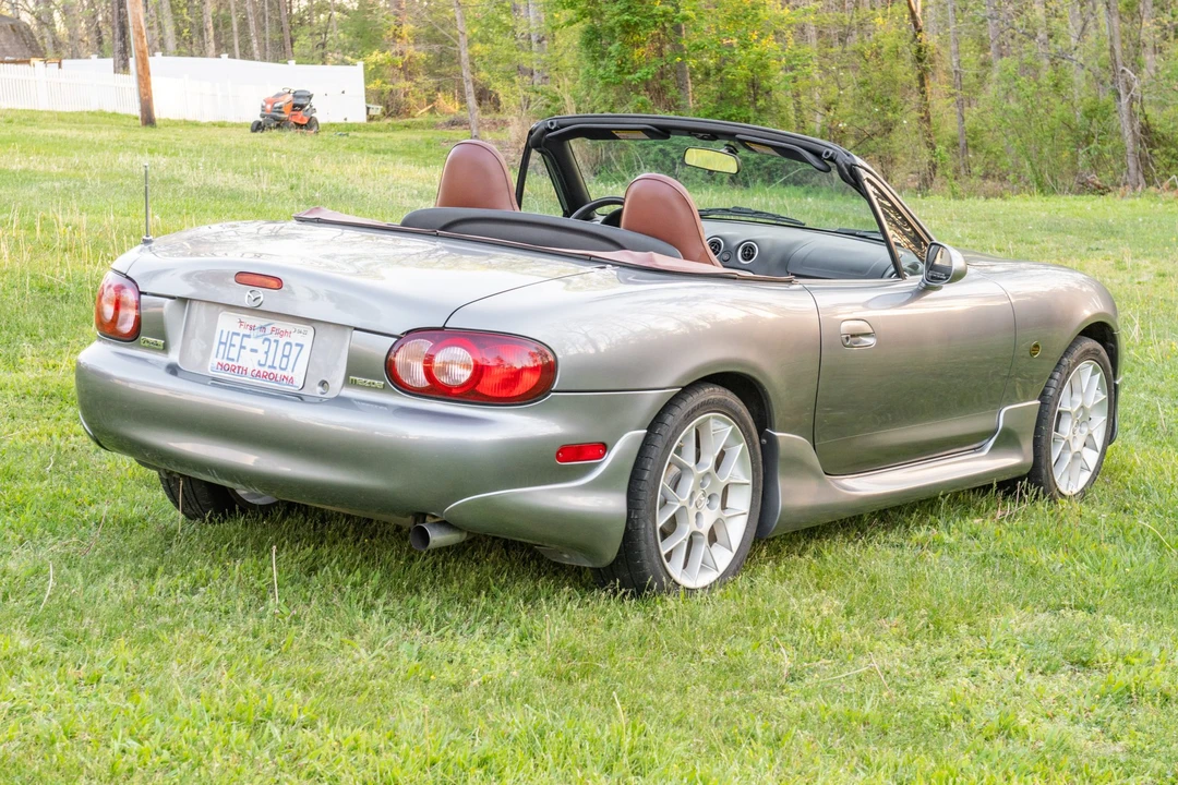 2002 Mazda NB MX-5 Miata - Image 19 of 31
