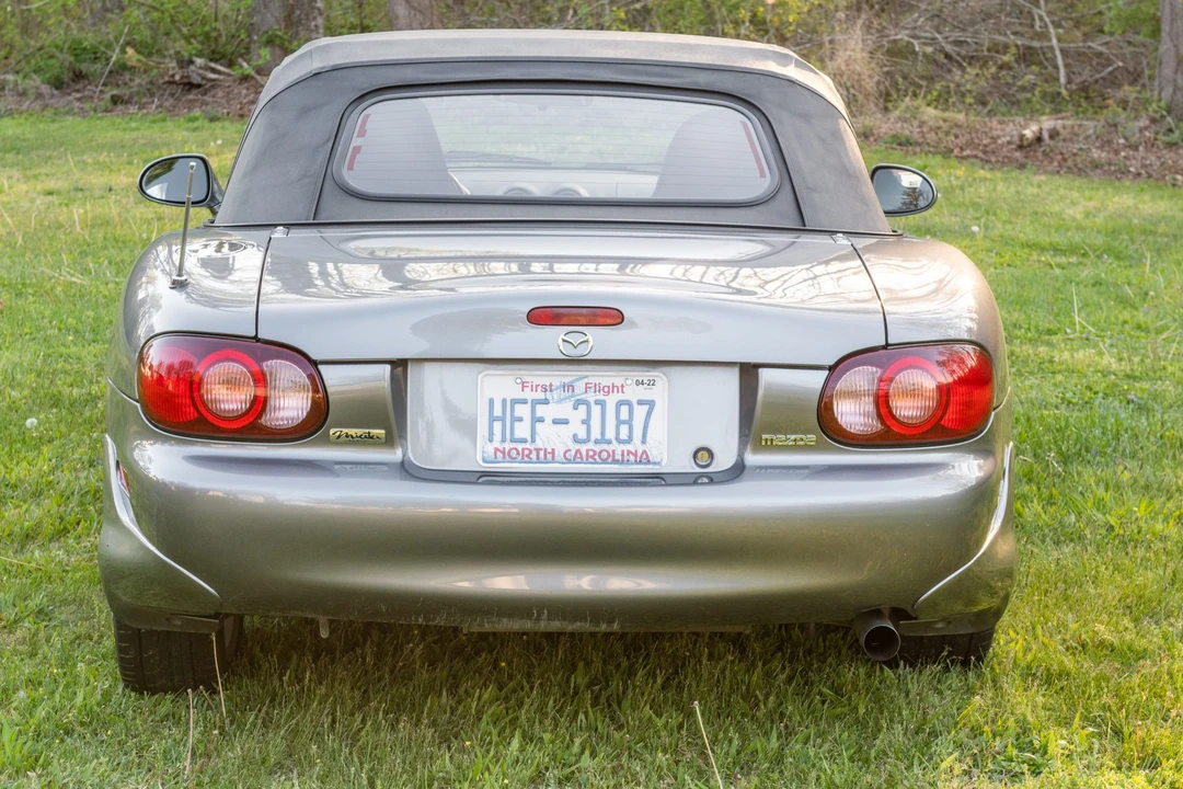 2002 Mazda NB MX-5 Miata - Image 17 of 31