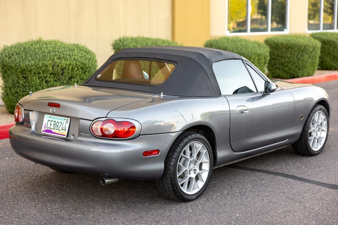 2002 Mazda NB MX-5 Miata - Image 6 of 31