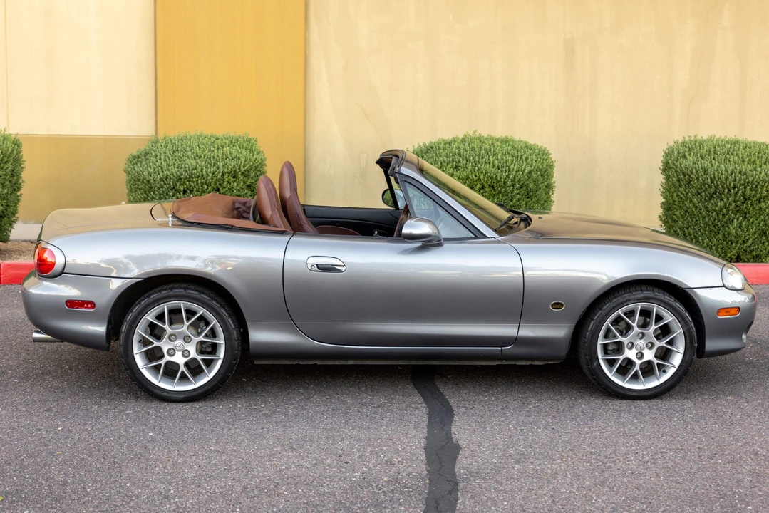 2002 Mazda NB MX-5 Miata - Image 16 of 31