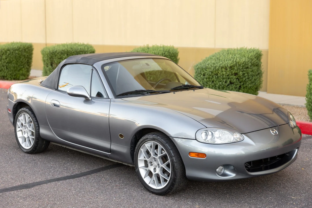 2002 Mazda NB MX-5 Miata - Image 8 of 31
