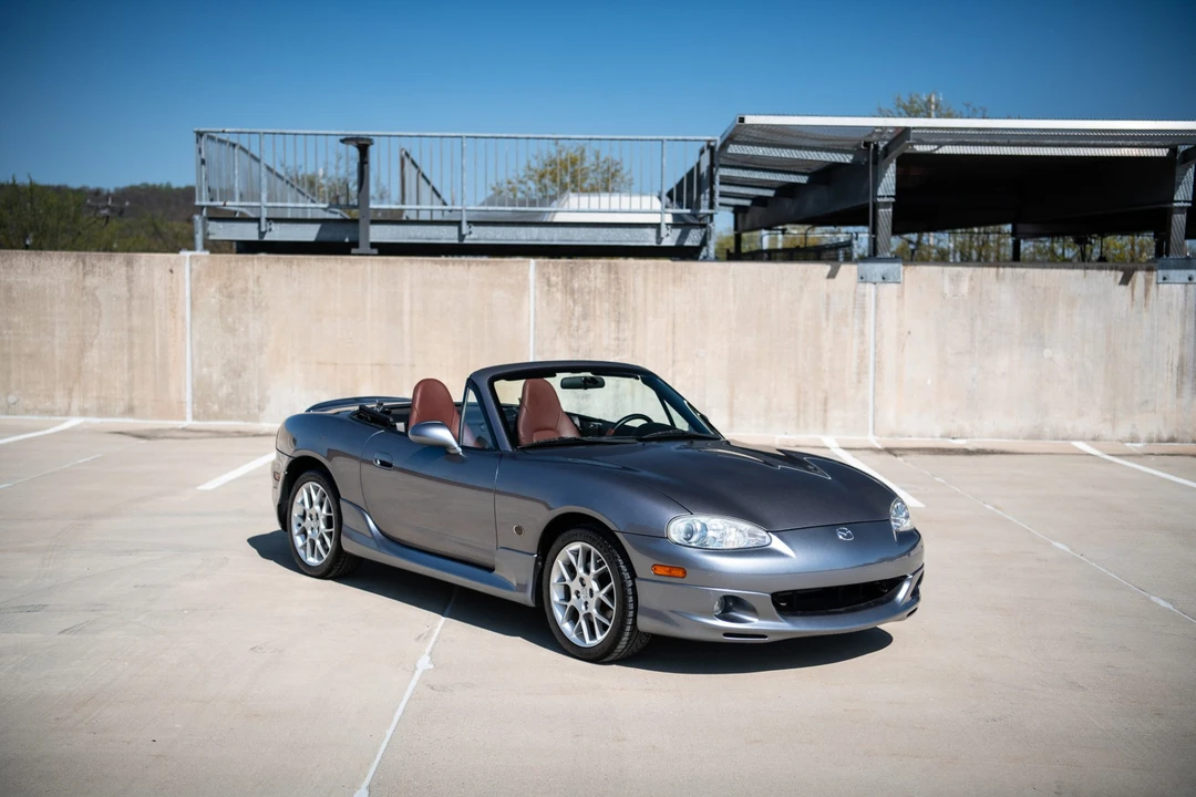 2002 Mazda NB MX-5 Miata - Image 9 of 31
