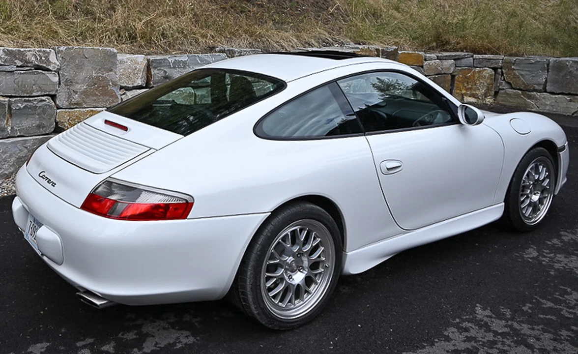 2002 Porsche 996 Carrera - Image 13 of 31