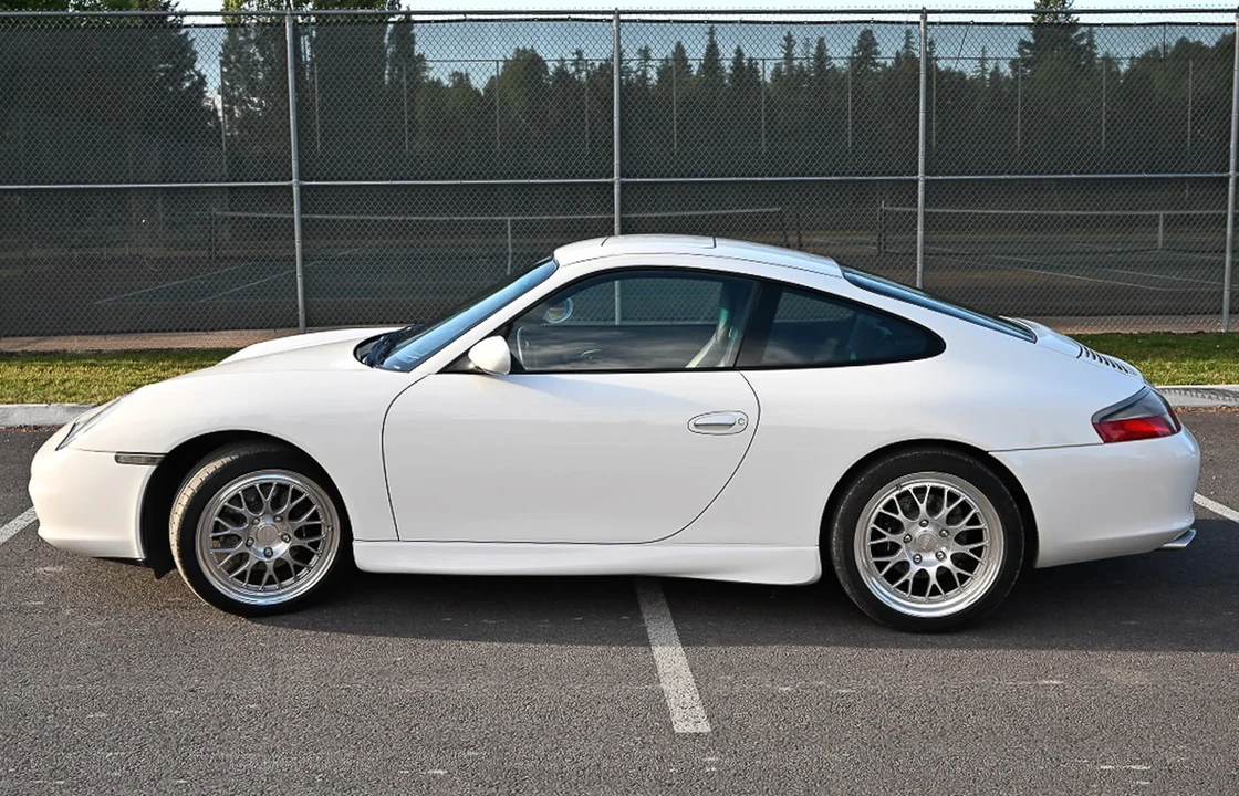2002 Porsche 996 Carrera - Image 27 of 31