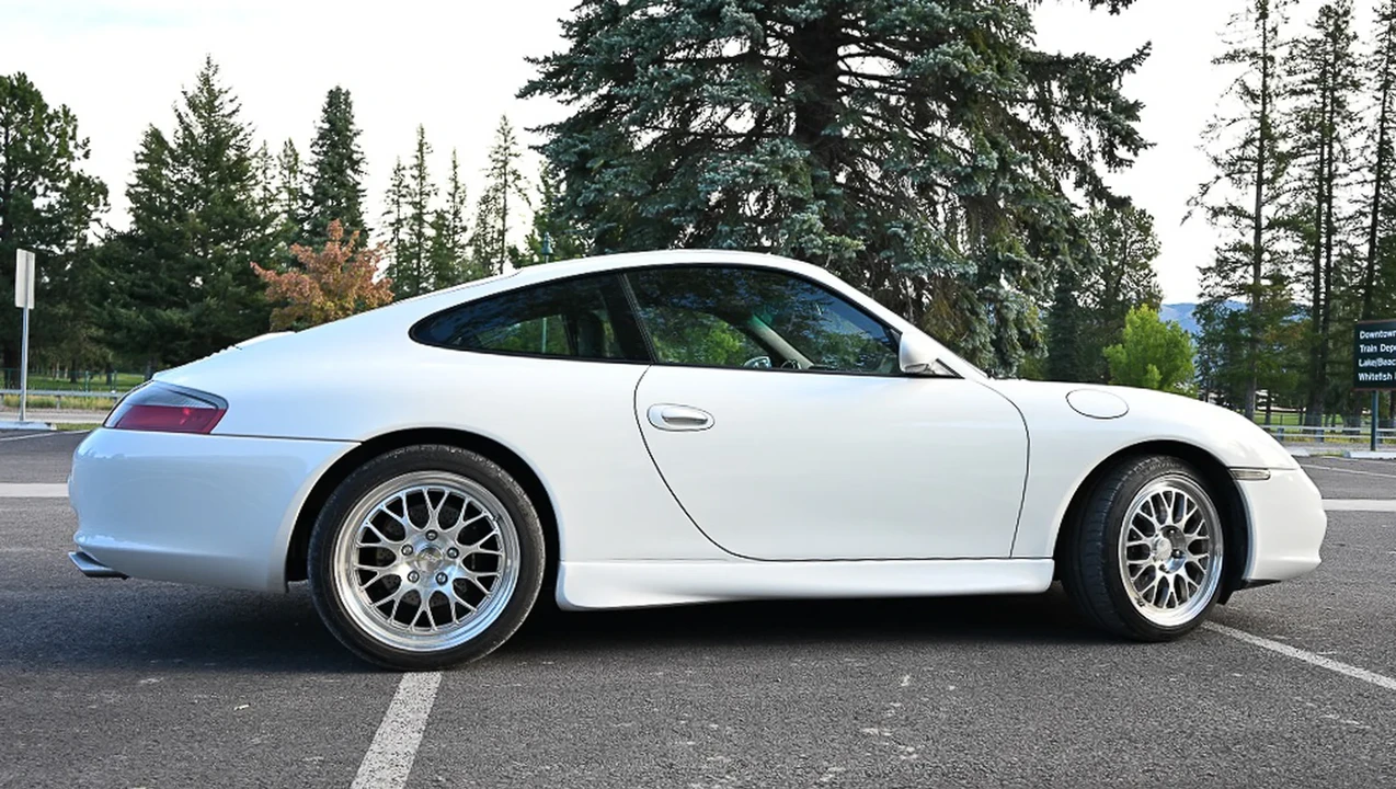 2002 Porsche 996 Carrera - Image 9 of 31