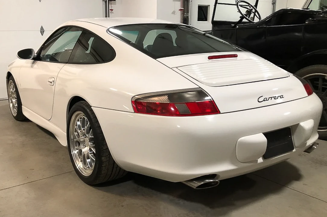 2002 Porsche 996 Carrera - Image 23 of 31