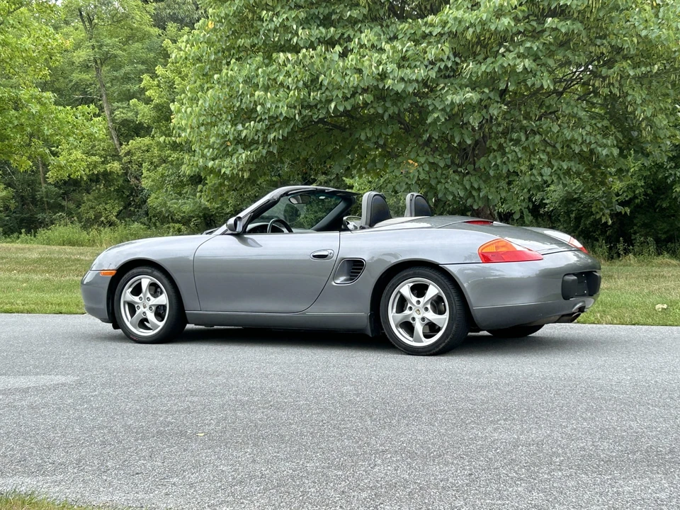 2002 Porsche 986 Boxster - Image 13 of 31