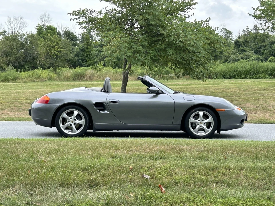 2002 Porsche 986 Boxster - Image 23 of 31