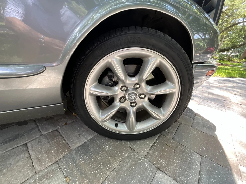 2003 Jaguar X308 XJR - Image 15 of 31
