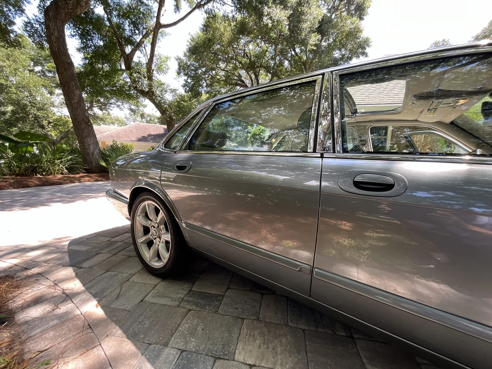 2003 Jaguar X308 XJR - Image 12 of 31