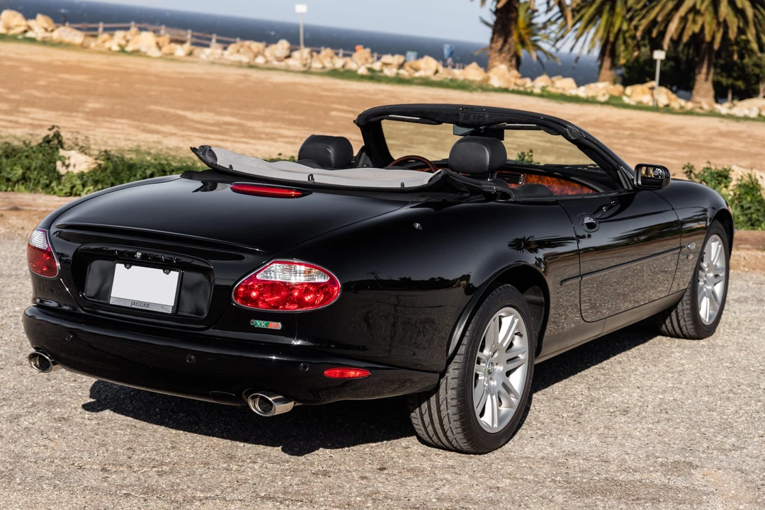 2003 Jaguar X100 XKR - Image 12 of 31