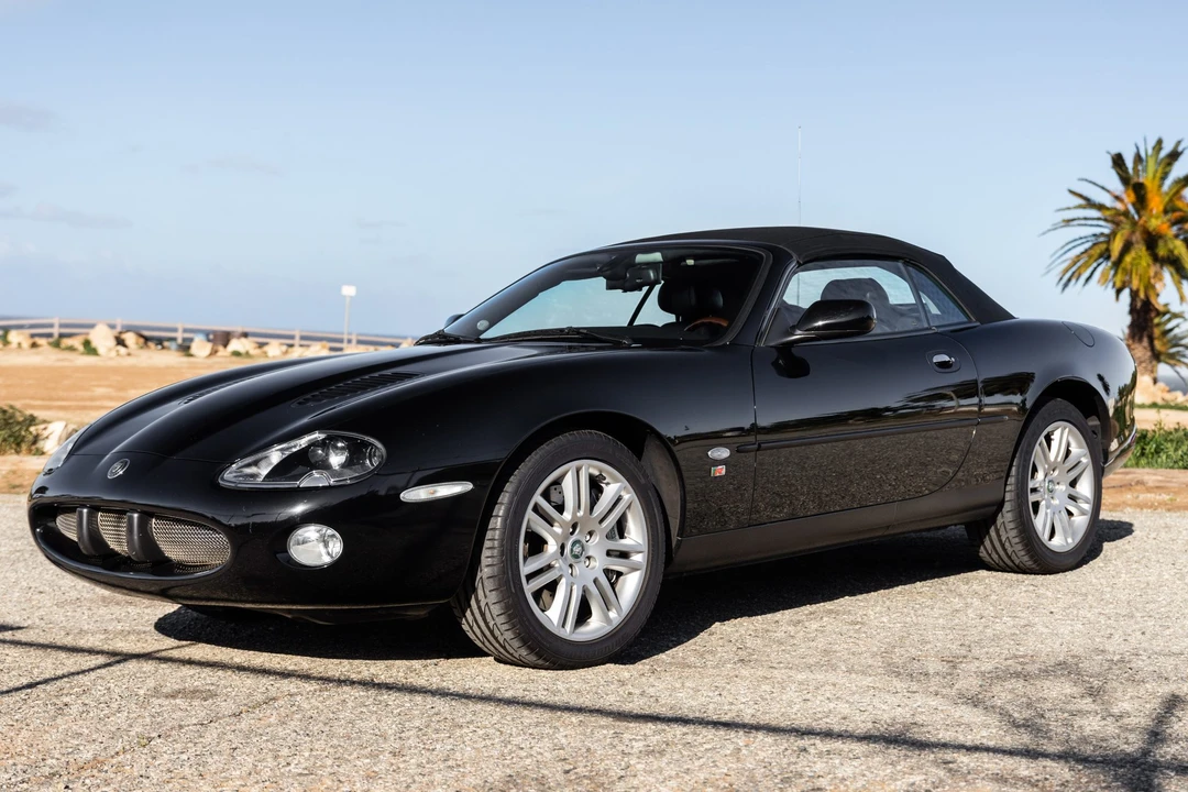 2003 Jaguar X100 XKR - Image 8 of 31