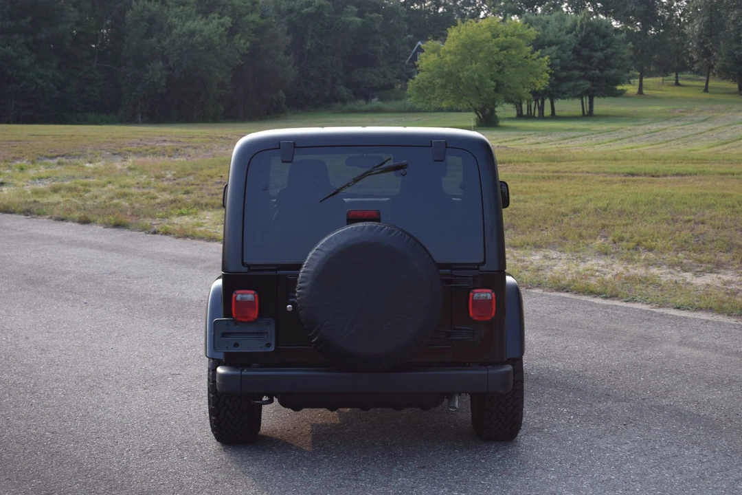 2003 Jeep TJ Wrangler - Image 18 of 31