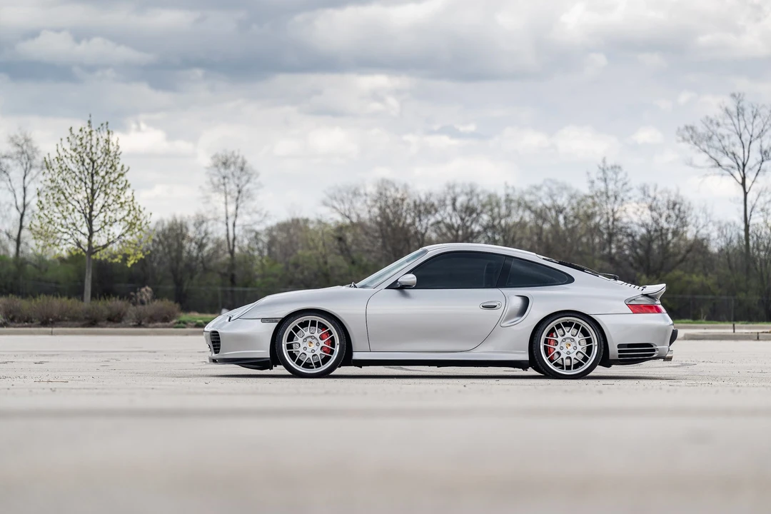 2003 Porsche 996 Turbo - Image 13 of 31
