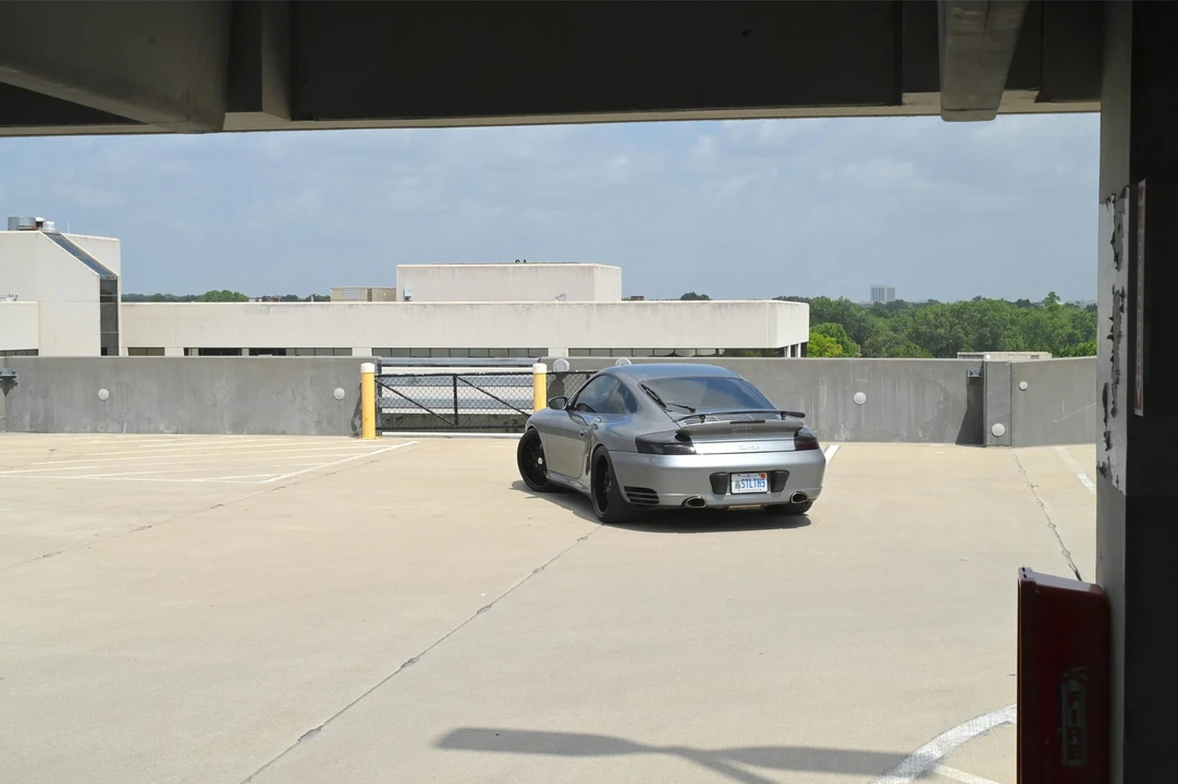 2003 Porsche 996 Turbo - Image 24 of 31