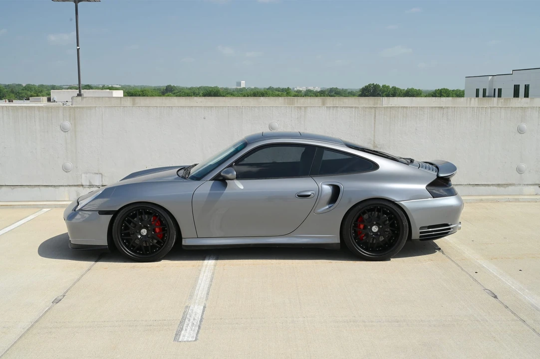 2003 Porsche 996 Turbo - Image 25 of 31