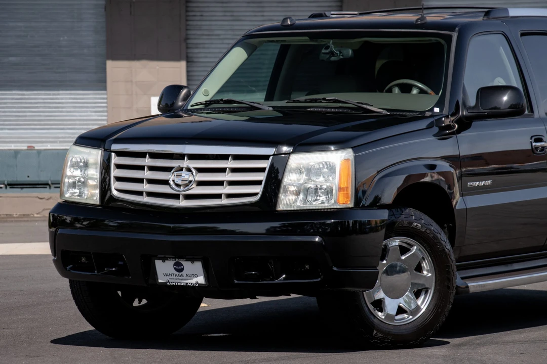 2004 Cadillac Escalade & EXT 2nd Gen - Image 24 of 31