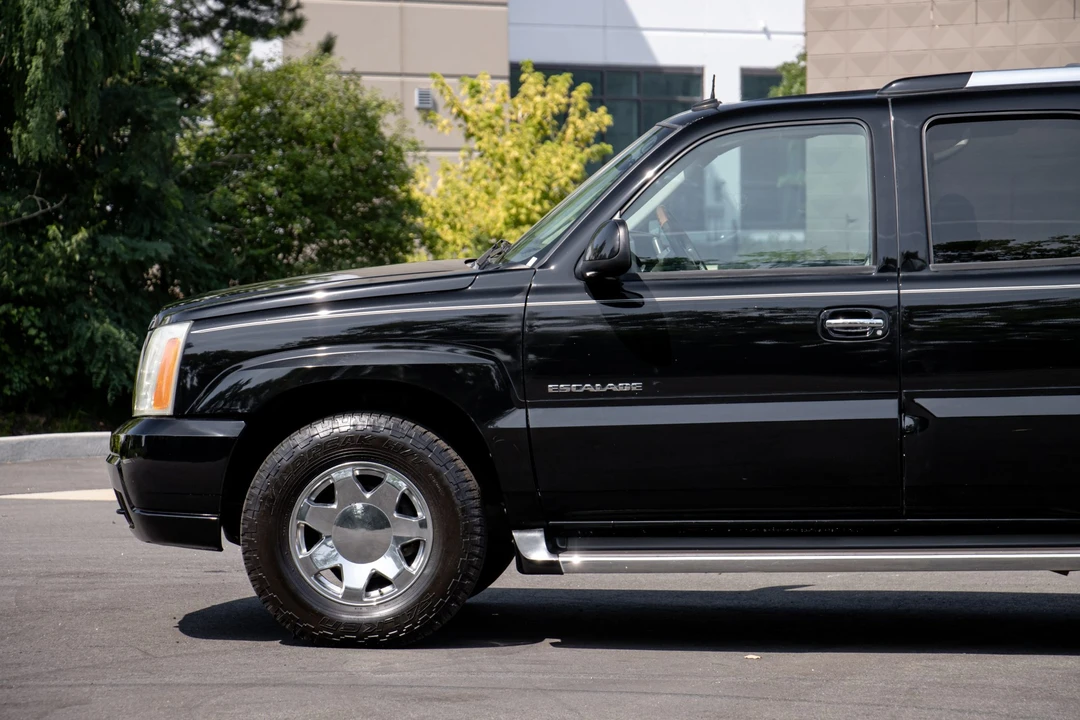 2004 Cadillac Escalade & EXT 2nd Gen - Image 27 of 31