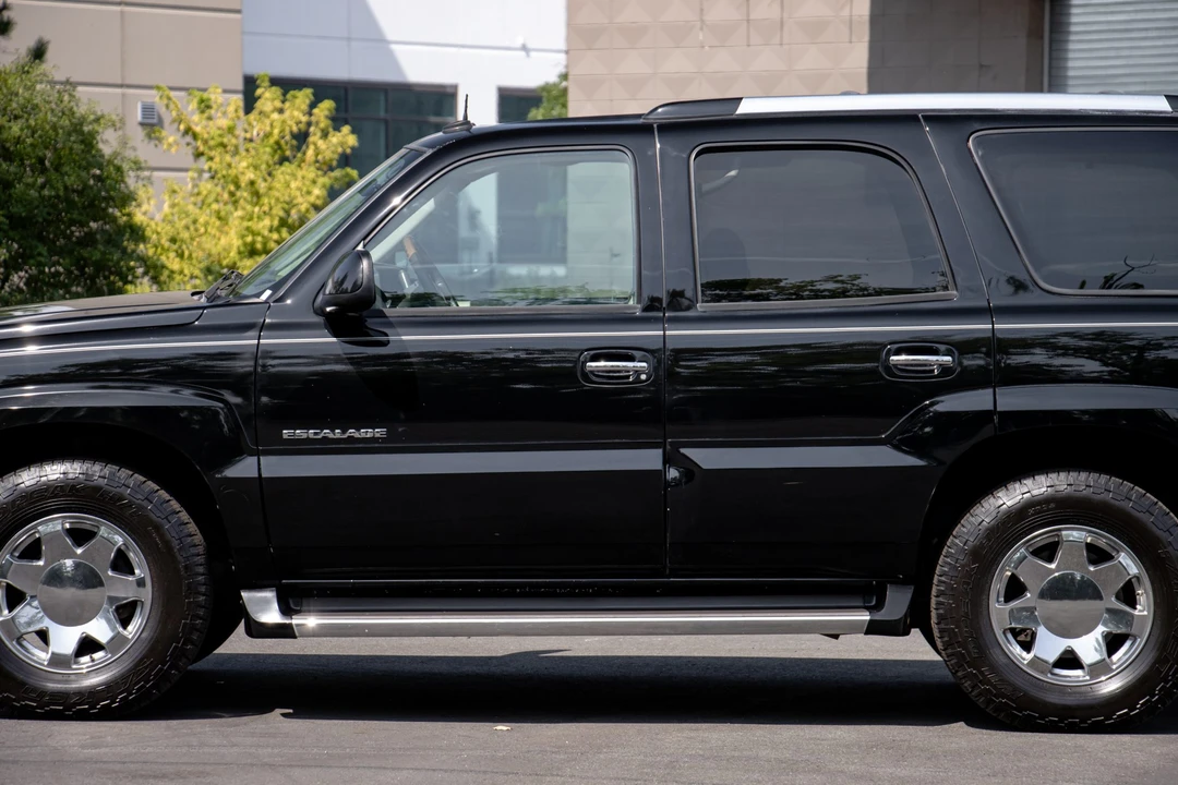 2004 Cadillac Escalade & EXT 2nd Gen - Image 28 of 31